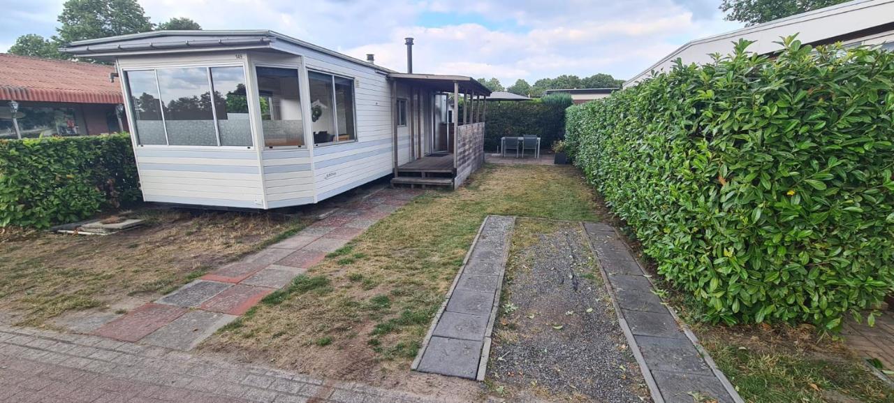 Chalet Veenmeer Tynaarlo Bagian luar foto