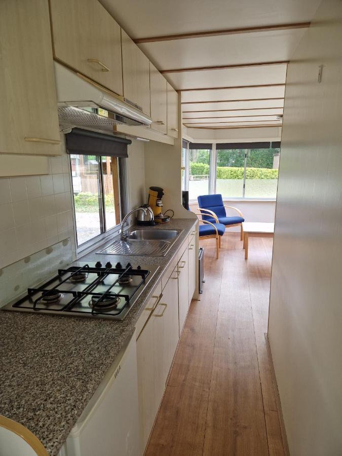 Chalet Veenmeer Tynaarlo Bagian luar foto